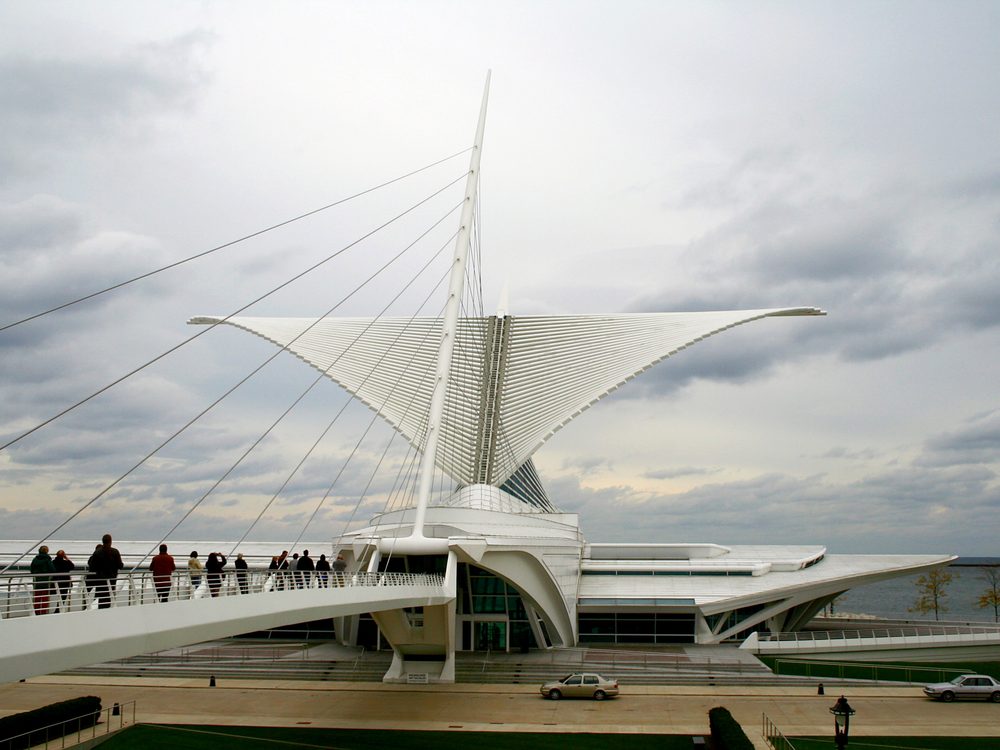 The Milwaukee Art Museum and its Quadracci Pavilion on the lakefront